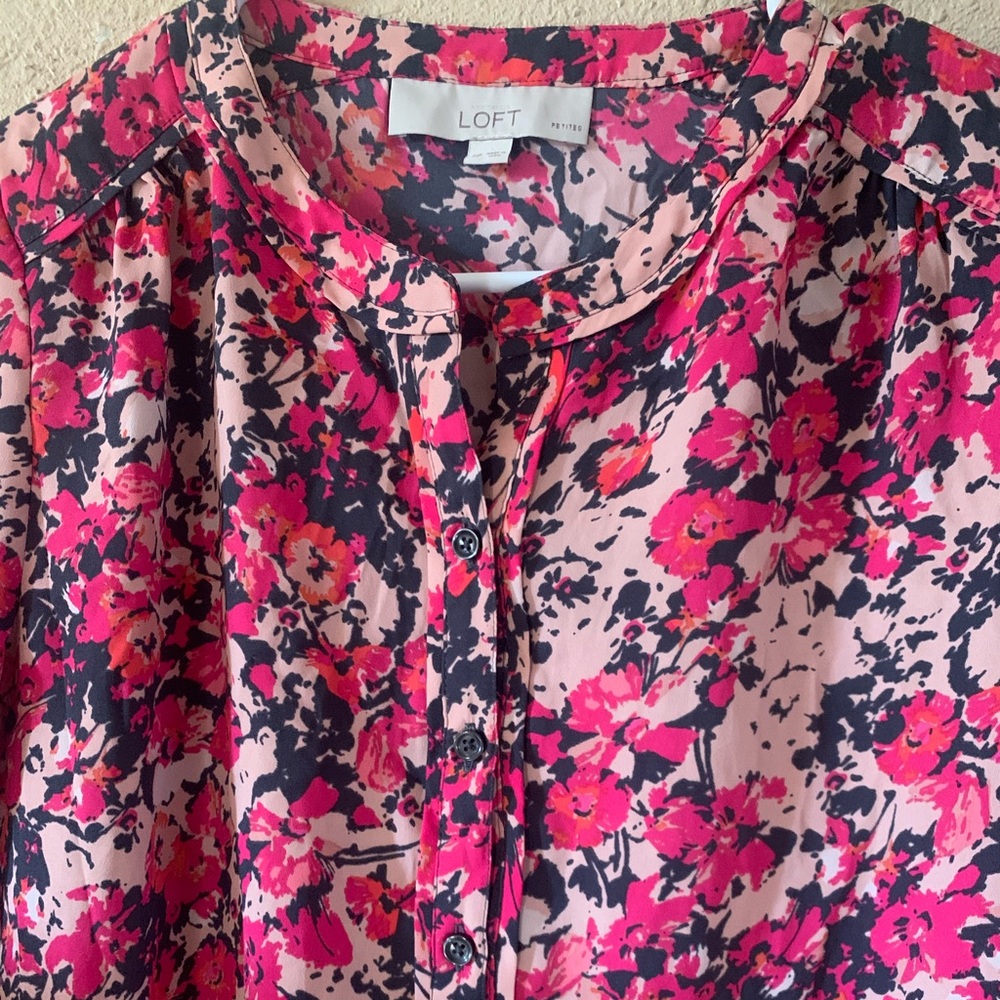 Ann Taylor Loft Longsleeve. Size S.